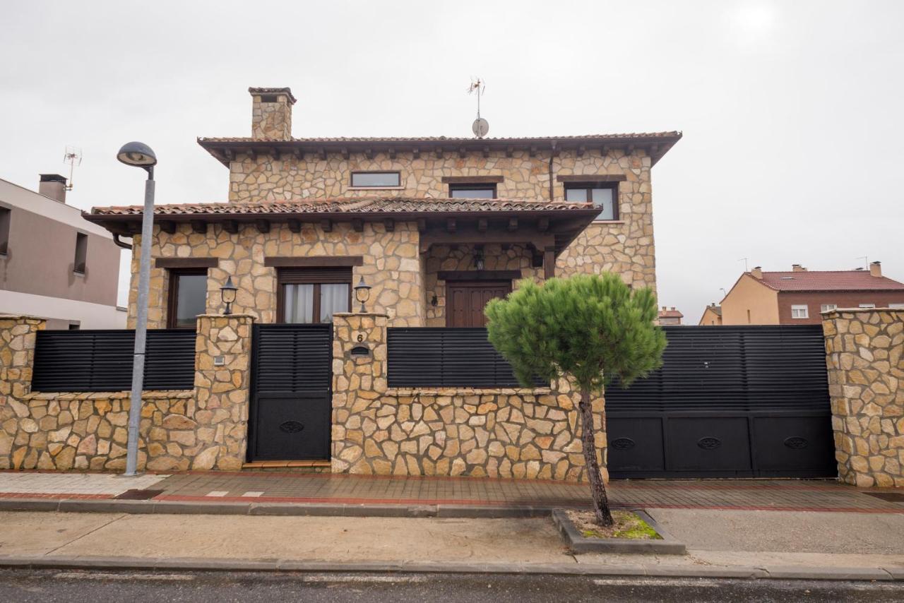 La Casa De Anver Villa La Lastrilla Eksteriør billede